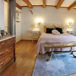 Pensjonat La Cour De Lise 4*