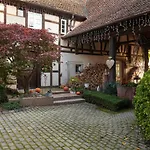 La Cour De Lise Guest house