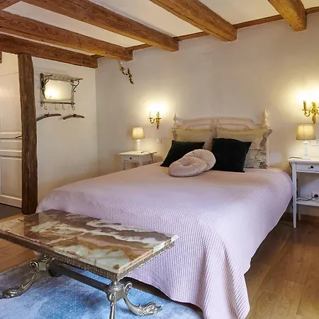 La Cour De Lise Et Vendégház