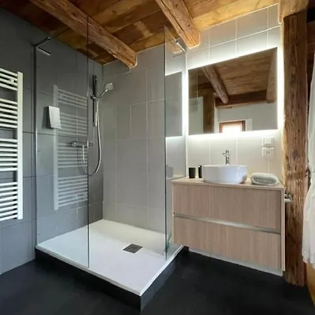 La Cour De Lise Et Guest house *