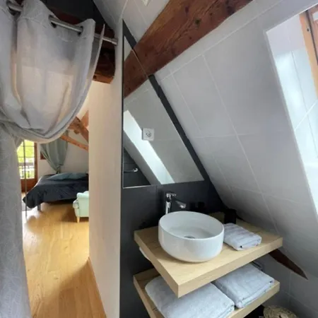 La Cour De Lise Et Guest house *